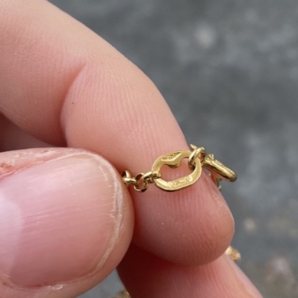 18k Gold Bracelet w/ Sun and Star Charms 6.73g and 7" - Picture 2 of 5